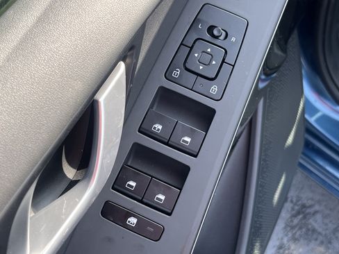 Used 2023 Kia Niro Wind FWD image 28