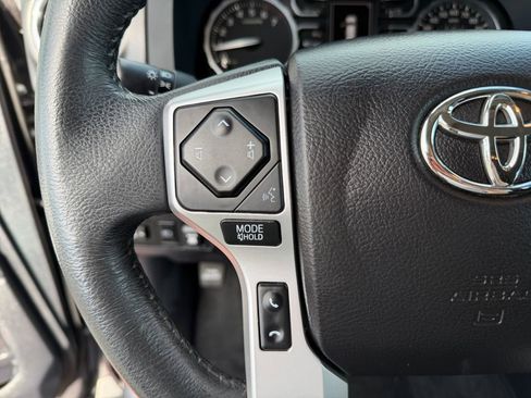 Used 2021 Toyota Tundra Platinum AWD/4WD image 16