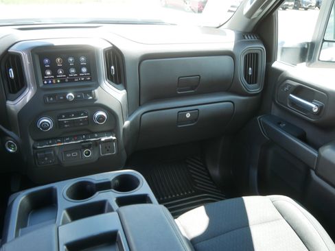 Used 2025 Chevrolet Silverado 2500 Custom w/ Custom Convenience Package AWD/4WD image 11