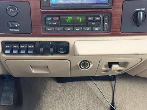 Used 2006 Ford F250 Lariat RWD image 24