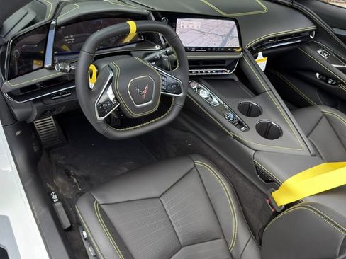 New 2026 Chevrolet Corvette Stingray Premium Conv w/ Stealth Interior Trim Package RWD image 10