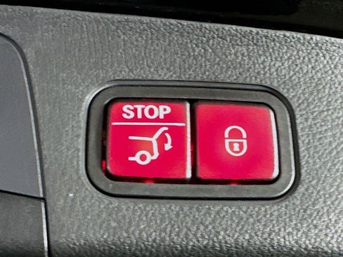 Used 2025 Mercedes-Benz GLA 250 GLA 250 image 28