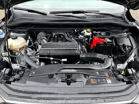 Certified 2023 Ford Escape Active AWD/4WD image 10