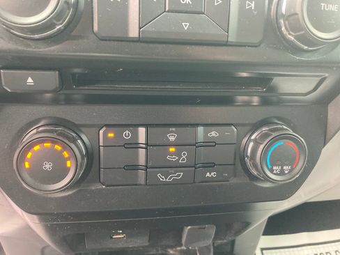 Used 2016 Ford F150 XLT AWD/4WD image 25