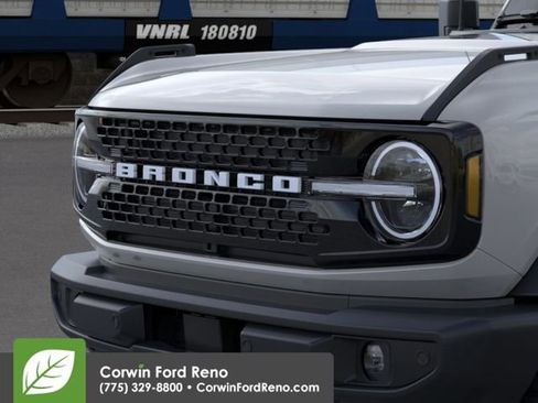 New 2026 Ford Bronco Outer Banks w/ Sasquatch Package AWD/4WD image 21