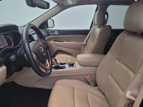 Used 2017 Jeep Grand Cherokee Limited AWD/4WD image 17