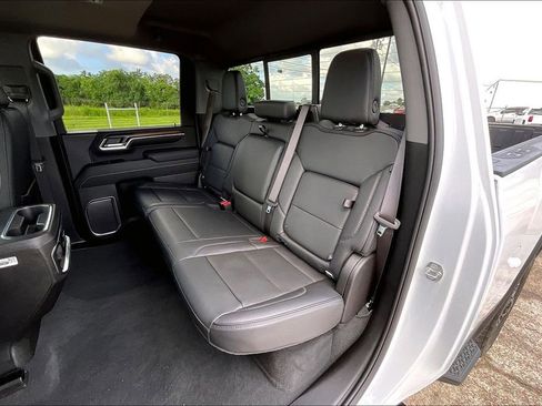 Used 2025 GMC Sierra 2500 Denali w/ Denali Reserve Package AWD/4WD image 19