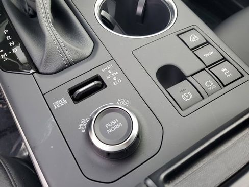 Certified 2026 Toyota Highlander XSE image 21