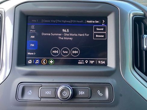 Used 2023 Chevrolet Silverado 1500 Custom image 23