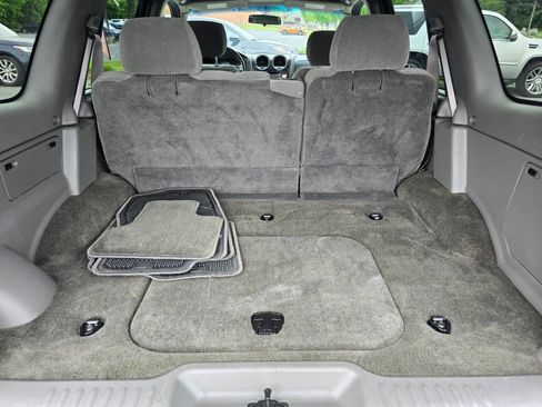 Used 2003 GMC Envoy SLE AWD/4WD image 24