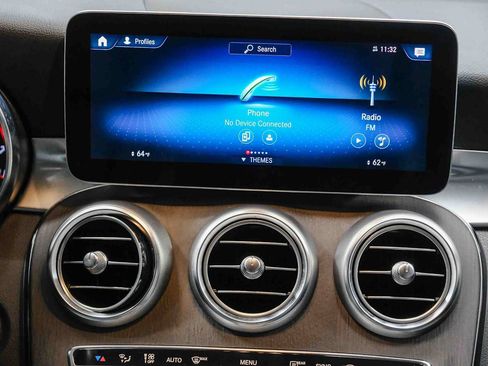 Certified 2022 Mercedes-Benz GLC 300 image 17
