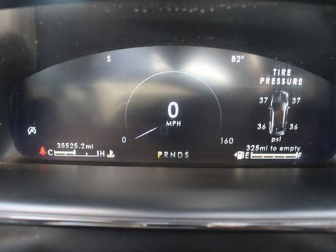 Used 2023 Lincoln Nautilus Reserve image 18