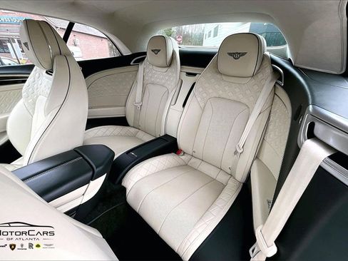 Used 2023 Bentley Continental GT Azure image 24