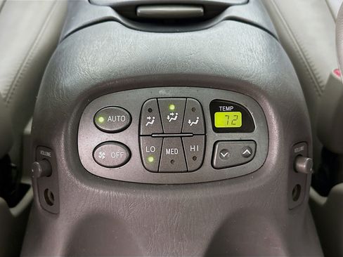 Used 2007 Toyota Sequoia Limited AWD/4WD image 25