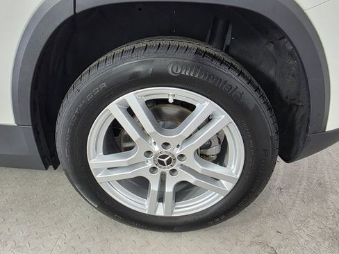Certified 2022 Mercedes-Benz GLA 250 image 17