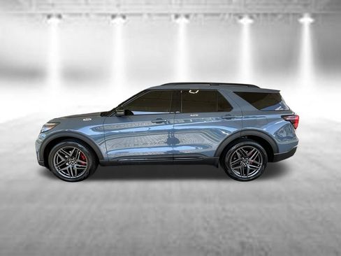 Used 2025 Ford Explorer ST w/ Sun And Sound Package AWD/4WD image 8