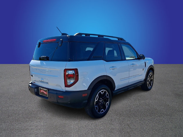 Used 2025 Ford Bronco Sport Outer Banks AWD/4WD image 4