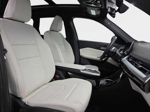 New 2026 BMW X1 xDrive28i w/ Technology Package AWD/4WD image 9