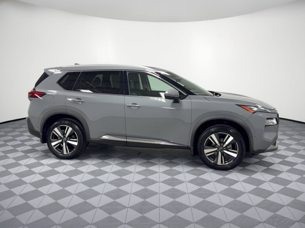 Used 2023 Nissan Rogue SL w/ SL Premium Package FWD image 8