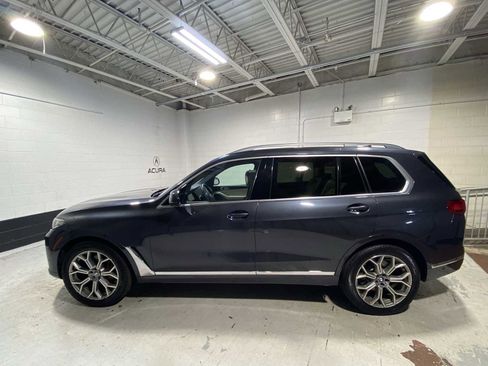 Used 2019 BMW X7 xDrive50i w/ Premium Package AWD/4WD image 3