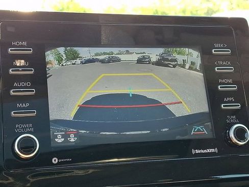 Used 2022 Toyota Camry SE w/ Cold Weather Package FWD image 23