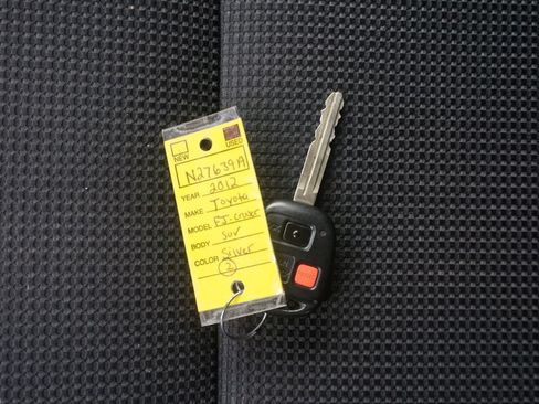 Used 2012 Toyota FJ Cruiser 4WD w/ Convenience Pkg image 19