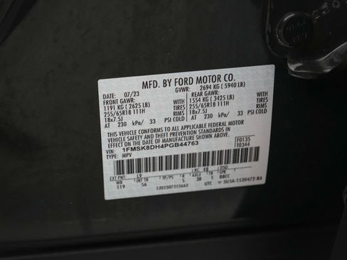 Certified 2023 Ford Explorer XLT w/ Equipment Group 202A AWD/4WD image 25