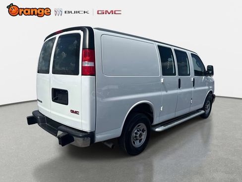 Used 2024 GMC Savana 2500 w/ Driver Convenience Package RWD image 3