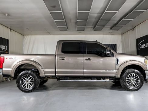 Used 2019 Ford F250 Lariat w/ Lariat Value Package AWD/4WD image 5
