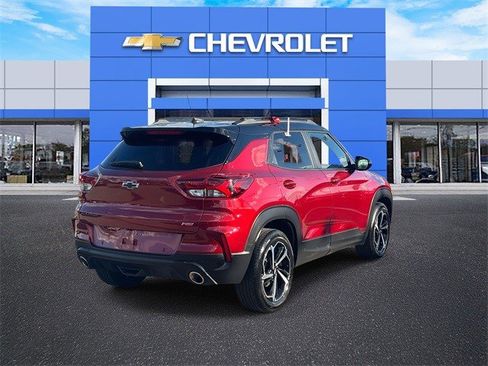 Certified 2022 Chevrolet TrailBlazer RS w/ Sun and Liftgate Package image 8