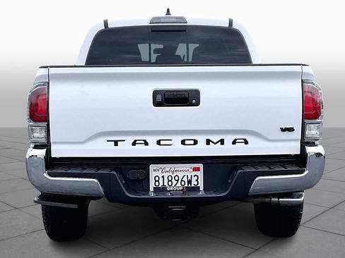 Used 2023 Toyota Tacoma TRD Off-Road image 4