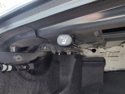 Certified 2026 Toyota Camry XLE FWD image 40