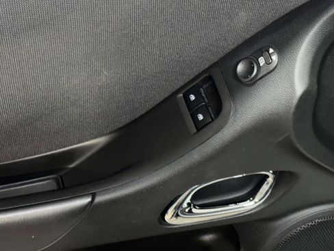 Used 2010 Chevrolet Camaro SS image 18