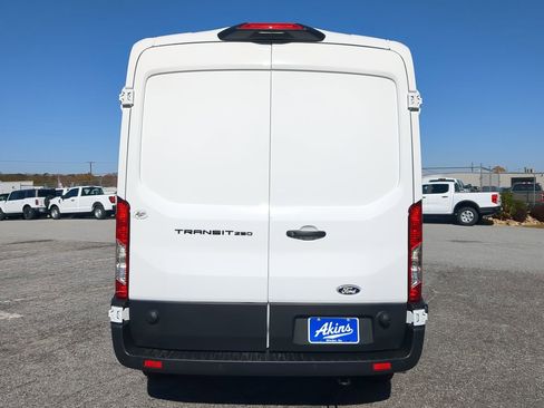 New 2026 Ford Transit 250 XL image 4
