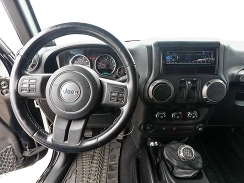 Used 2012 Jeep Wrangler Sport AWD/4WD image 13