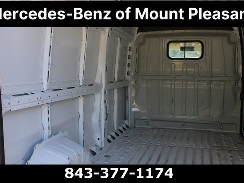 Used 2025 RAM ProMaster 2500 w/ Convenience Group image 23