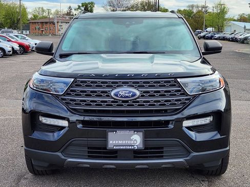 Used 2021 Ford Explorer XLT w/ Equipment Group 202A AWD/4WD image 7
