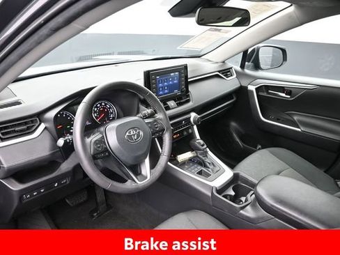 Used 2021 Toyota RAV4 XLE w/ Convenience Package AWD/4WD image 17