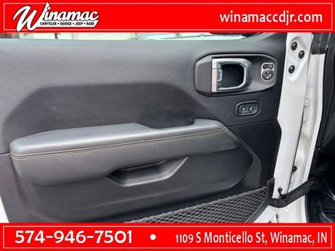 Used 2021 Jeep Wrangler Unlimited Sahara AWD/4WD image 21