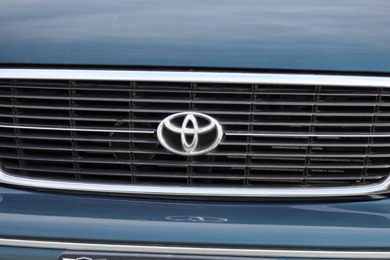 Used 1999 Toyota Avalon XLS FWD image 54