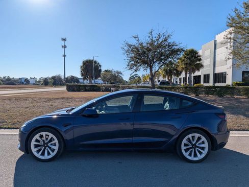 Used 2022 Tesla Model 3 Long Range image 9