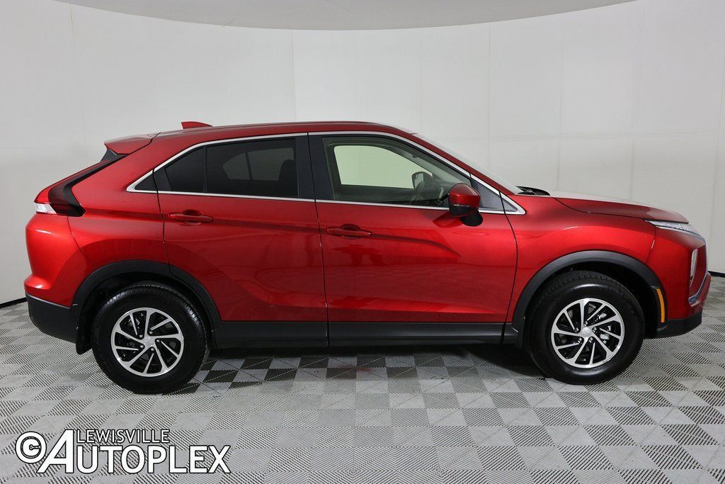 Used 2025 Mitsubishi Eclipse Cross ES AWD/4WD image 4