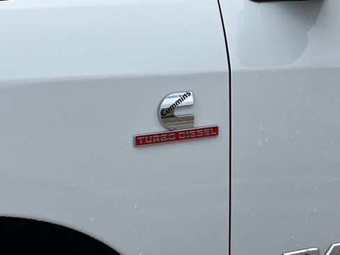 Used 2026 RAM 2500 Laramie AWD/4WD image 10