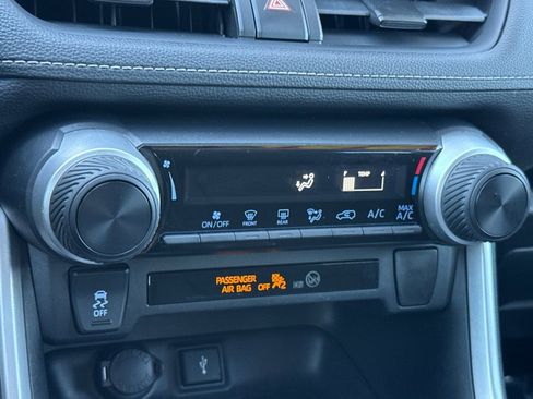 Used 2021 Toyota RAV4 LE w/ Carpet Mat Package (TMS) image 22