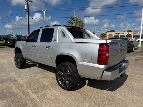 Used 2013 Chevrolet Avalanche LT w/ All-Star Edition RWD image 3