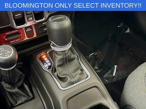 New 2025 Jeep Gladiator Willys image 16