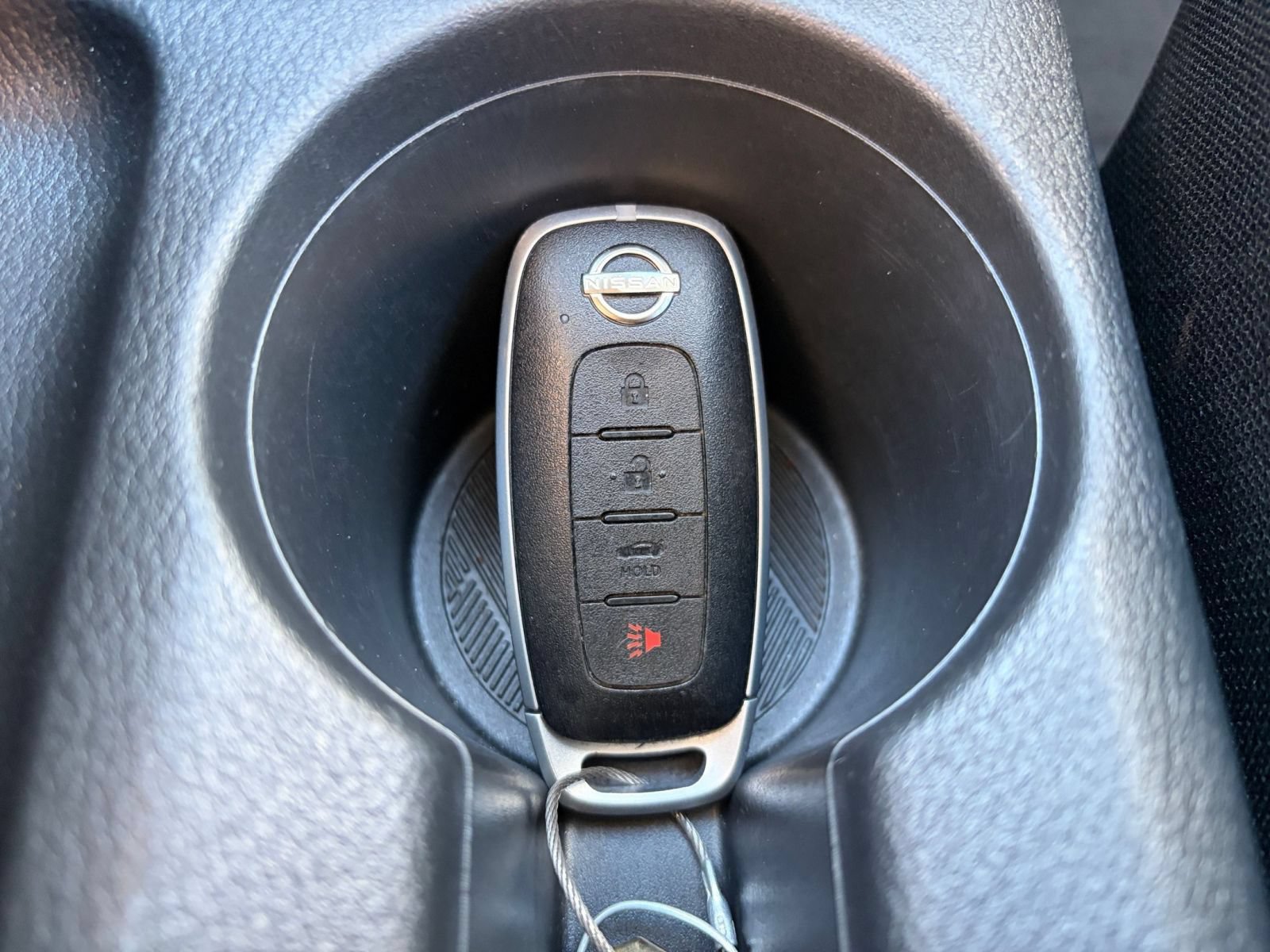 Used 2025 Nissan Versa SV FWD image 20
