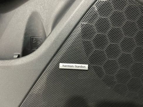 Used 2018 Subaru Crosstrek 2.0i Limited image 20