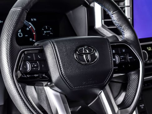 Used 2023 Toyota Tundra Platinum AWD/4WD image 15