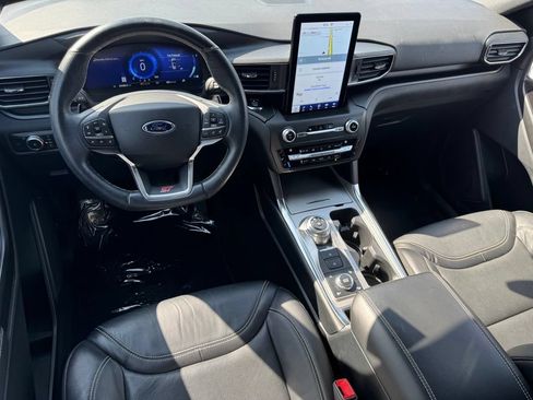 Certified 2020 Ford Explorer ST w/ Premium Technology Package AWD/4WD image 14